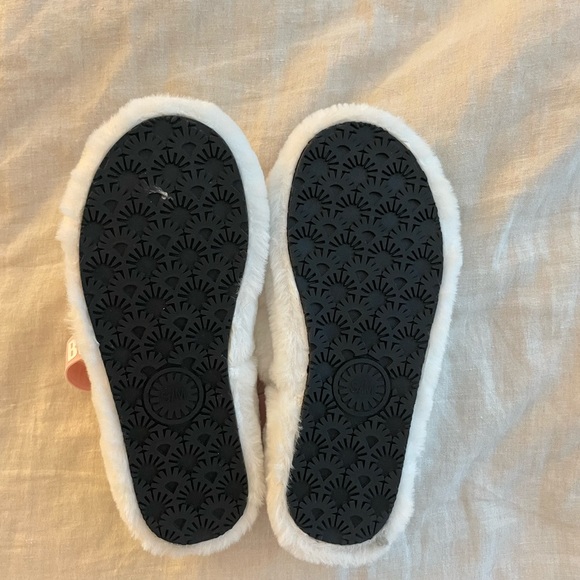 “Bride” Slippers - Picture 3 of 4